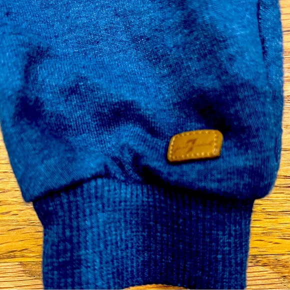 7 for all man kind zip up. Like new , no stains - Picture 4 of 4